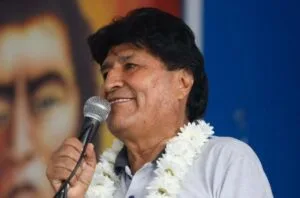 Juez anula imputación y orden de aprehensión de Evo, según su abogado