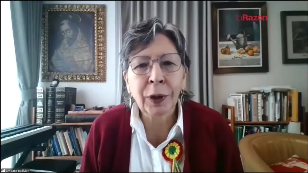 Amparo Ballivián declina su precandidatura y ratifica que apoyará solo al candidato único de la oposición