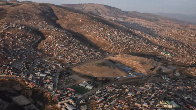 Alcaldía: Tribunal Agroambiental autoriza ingreso de basura por siete meses a K’ara K’ara